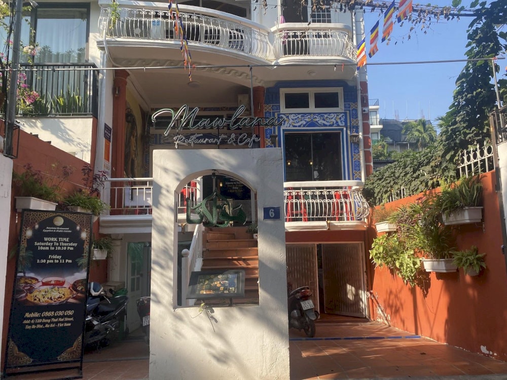 The charming facade of Mawlana Restaurant & Cafe 